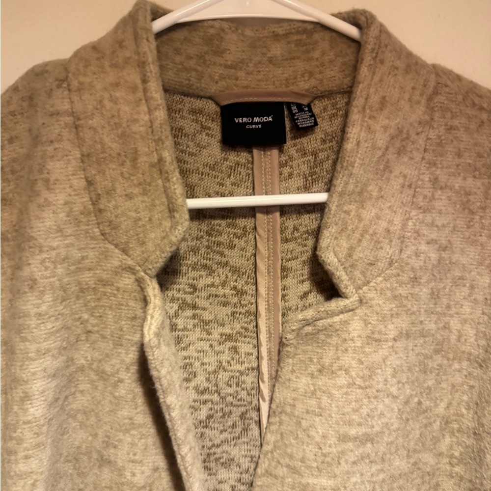 Vero Moda Tan Cape Coat - Picture 2 of 6